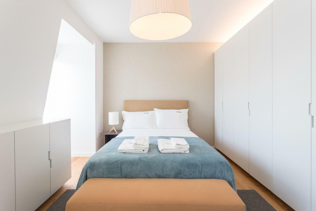 Flh Chiado Bright Apartment Lisbona Esterno foto